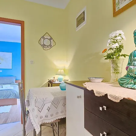Apartment Valoda *