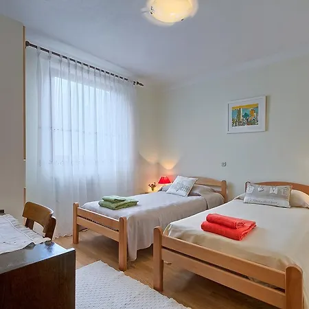 Apartment Valoda