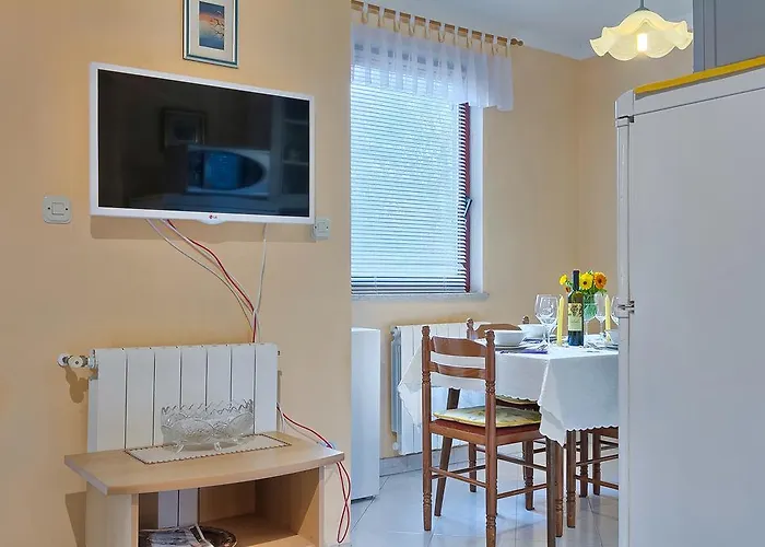 Valoda Lejlighed Nedeščina